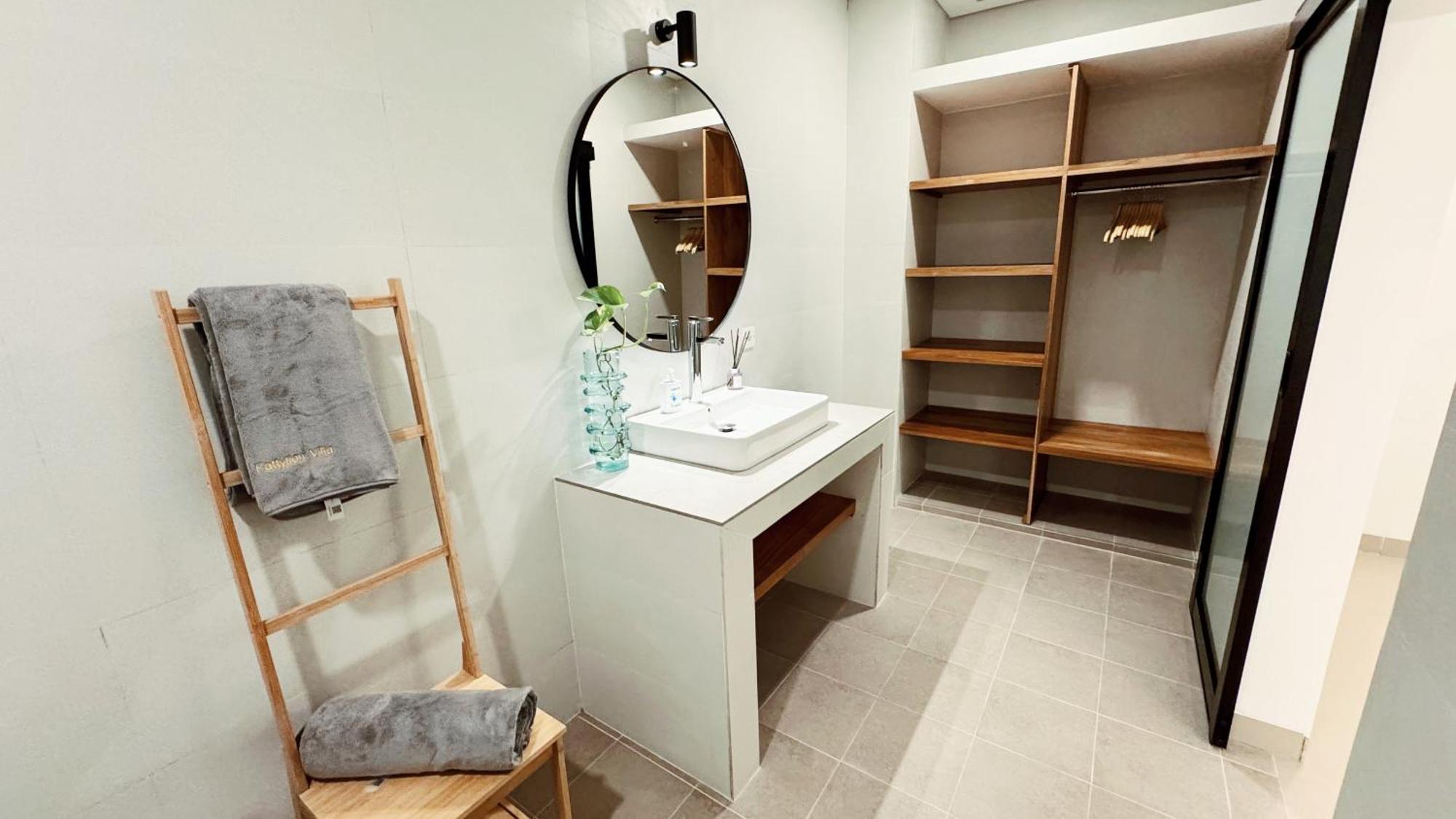 Villa Niu Center Canggu - Fattylion エクステリア 写真